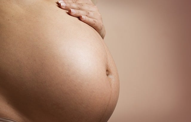 ombelico scuro in gravidanza